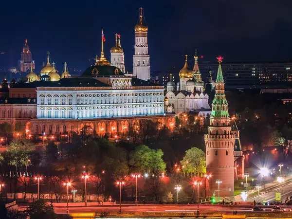 Moskauer Kreml Kreml Ufer Und Moskauer Fluss Bei Nacht Moskau — Stockfoto
