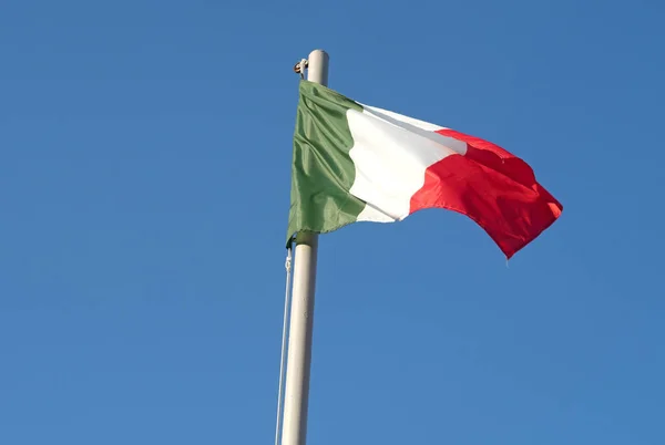 Flaga Włoch Machająca Wietrze — Zdjęcie stockowe