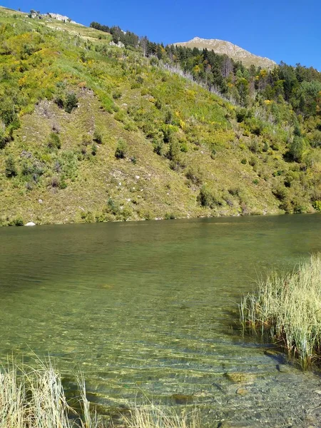 Lago Gran Altitud Las Montañas Del Cáucaso —  Fotos de Stock