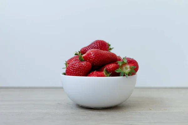 Strawberries White Ceramic Glass White Background — Stock Photo, Image