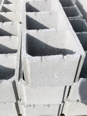 inşaat için beton bloklar