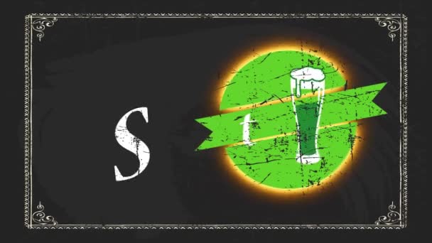 春の効果アニメーションで簡単にスケーリングできます ヴィンテージセントパックの日のお知らせ大きな緑のビールグラスでBlackboardに構築されたバーの心詳細 — ストック動画