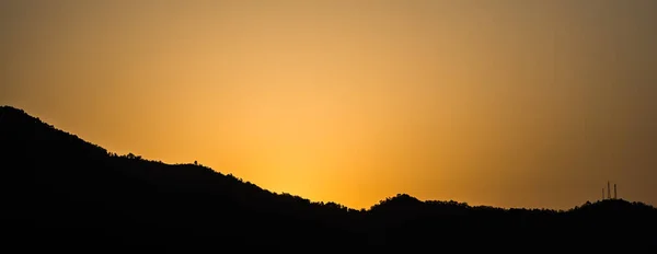 Východ Slunce Horami Rishikesh Nachází Podhůří Himálaje Severní Indii — Stock fotografie