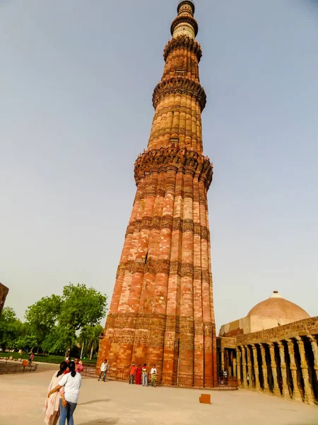 Qutb Minar Uno Los Monumentos Históricos Más Famosos India Complejo — Foto de Stock