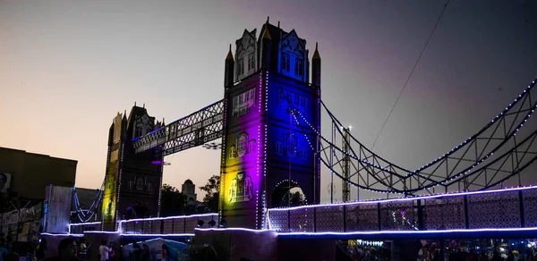 Kunstmatige Rivier Brug Bedekt Met Lichten Diwali Fair — Stockfoto