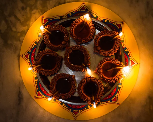 Happy Diwali Barevné Hliněné Diya Lampy Svítí Během Diwali Oslavy — Stock fotografie