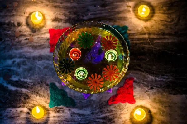 Happy Diwali Rangoli Festmény Padlón Diwali Úszó Gyertyákkal — Stock Fotó