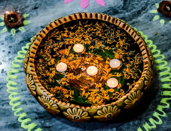 Happy Diwali Pittura Rangoli Sul Pavimento Diwali Con Candele Galleggianti — Foto Stock