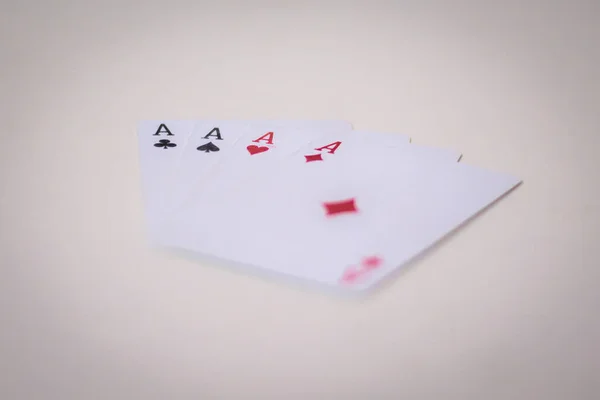 Jugar Las Cartas Para Niños Adultos —  Fotos de Stock