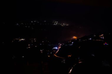 Barog, Hindistan 'ın Himachal Pradesh eyaletinde Solan bölgesinde bir tepe istasyonu.