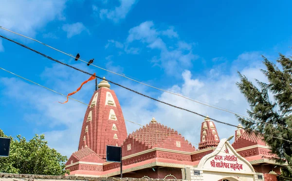 Nageshvara, Şiva Purana 'da bahsedilen tapınaklardan biridir ve 12 Jyotirlingas' tan biridir..
