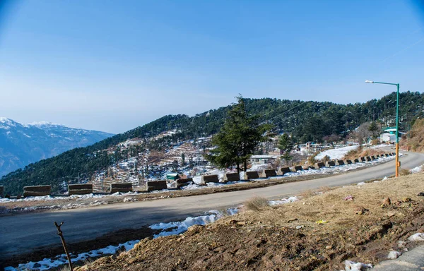 Strade Coperte Neve Tra Montagne Patnitop Nathatop Jammu — Foto Stock