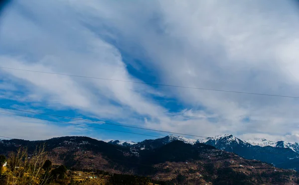 Himalaya Bergskedja Täckt Med Snö Patnitop Stad Jammu Vinterlandskap — Stockfoto