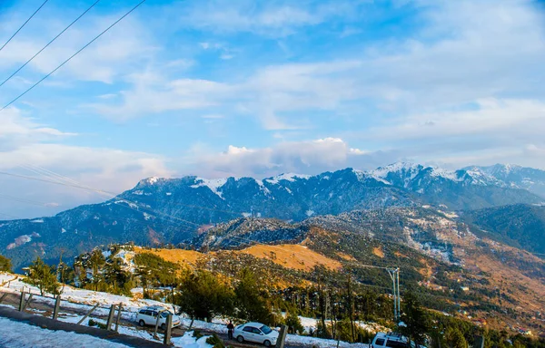 查谟的纳塔索普和帕塔索普市及其公园被白雪覆盖 冬季景观 — 图库照片
