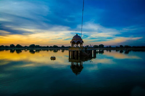 Jaisalmer Rajasthan Daki Gadsisar Sagar Gölü Nde Gündoğumu — Stok fotoğraf