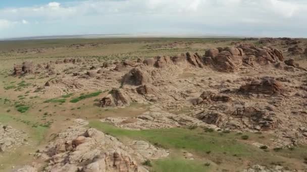 Widok Lotu Ptaka Baga Gazriin Chuluu Pustynia Skalista Gobi Mongolia — Wideo stockowe