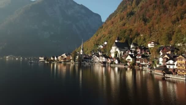 Όμορφο Τοπίο Του Χωριού Hallstatt Και Λίμνη Hallstatt Στην Αυστρία — Αρχείο Βίντεο