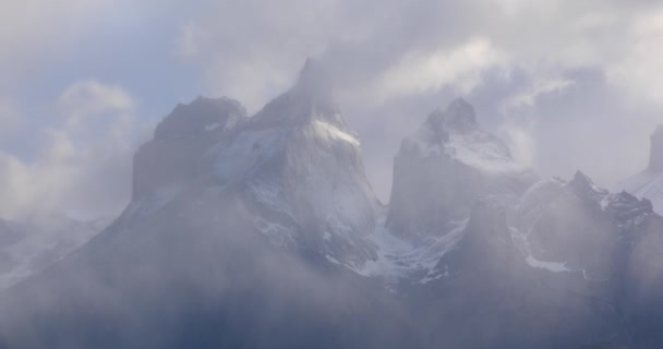 智利Torres Del Paine黎明的Pehoe湖 — 图库视频影像