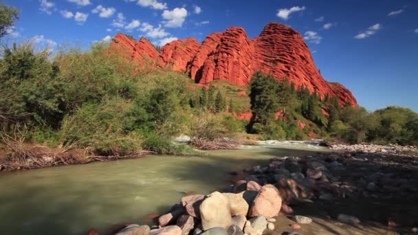 Red Rocks Kirgizistan Zhety Oguz Ravinen — Stockvideo