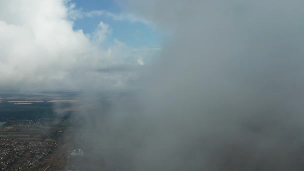 Volando Través Las Nubes Lluvia Vista Espectacular Del Cielo — Vídeos de Stock
