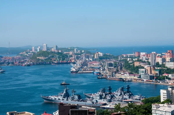 Rusia Vladivostok Julio 2018 Vista Golden Horn Bay Ciudad Vladivostok — Foto de Stock