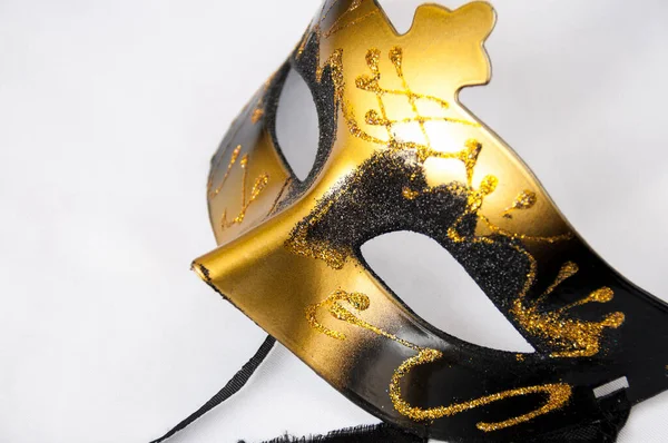 Karneval Schwarz Goldener Maske Auf Hellem Hintergrund Theatertag — Stockfoto