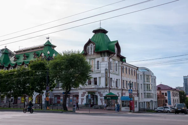 俄罗斯 哈巴罗夫斯克 2019年8月8日 儿童创意屋 Khabarovsk市主要街道上的旧建筑 — 图库照片