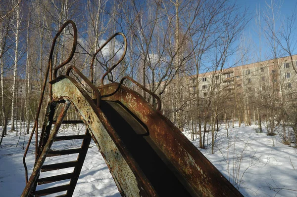 Aire Jeux Abandonnée Dans Une Ville Fantôme Pripyat Ville Post — Photo