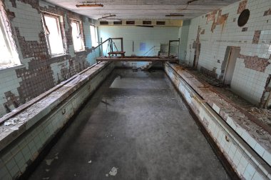 Pripyat, Çernobil bölgesinde terk edilmiş yüzme havuzu, Ukrayna