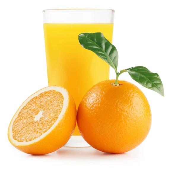 Orangensaft Und Orangen Auf Weißem Hintergrund — Stockfoto