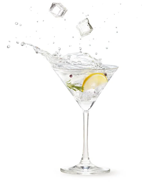 Jégkockák Esik Egy Gin Martini Koktél Fröccsenő Fehér Háttér — Stock Fotó