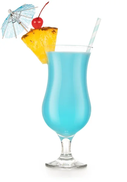 Blauwe Cocktail Gegarneerd Met Ananas Kers Paraplu Drinkstro Witte Achtergrond — Stockfoto