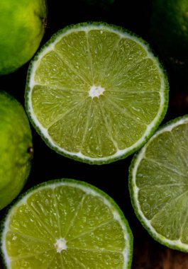 Lime citrus meyve dilimlerinin fotoğrafı..