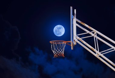 bir basketbol potamız moon.