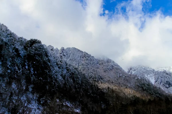 Northern Alps japan at Cable car station, Shinhotaka Ropeway, Ta — Stock Photo, Image