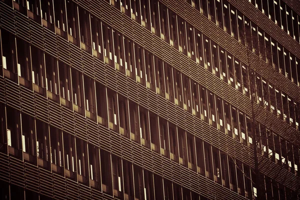 Architektur mit Fensterbildmuster als Hintergrund . — Stockfoto