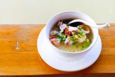 Deniz ürünleri haşlanmış pirinç deniz ürünleri lezzetli breakfast Tayland ezme 