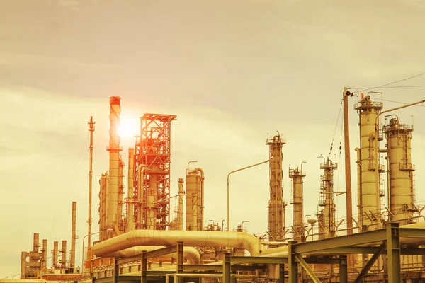 Petrol yakıt iş kavramı