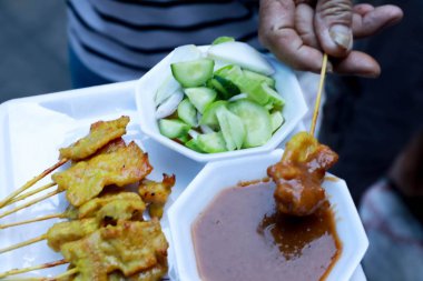 Domuz eti, Tayland sokak yemeği..