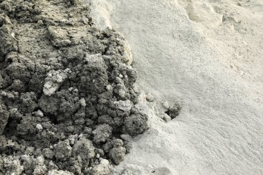 Calcium carbonate Lime for treat (soil or water) with lime to re