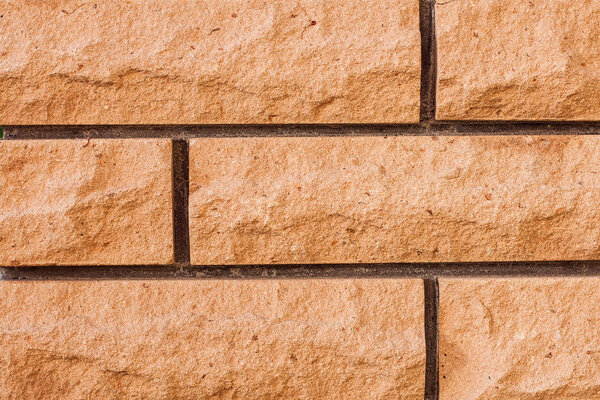 Кирпичная стена
