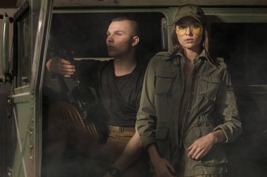 Askerler savaşı sırasında savaştan önce.