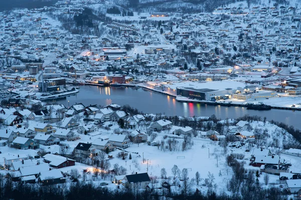 Letecký Pohled Město Harstad Malý Přístav Norského Soumraku Zimní Sezóně — Stock fotografie
