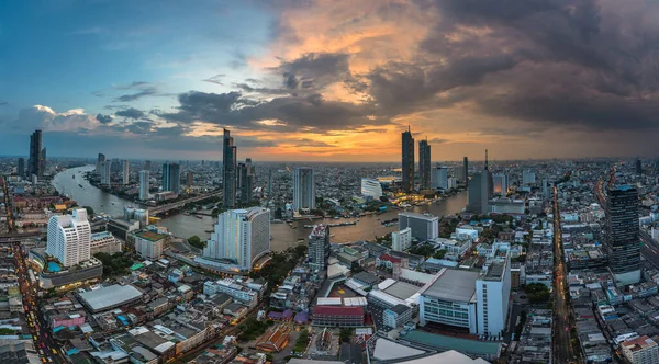 Vedere Pitorească Curbată Râului Chao Phraya Din Centrul Orașului Bangkok — Fotografie, imagine de stoc