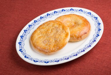 Susam ile düz ekmek