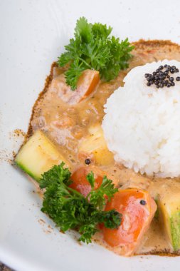 Hint yemekleri pilav ile