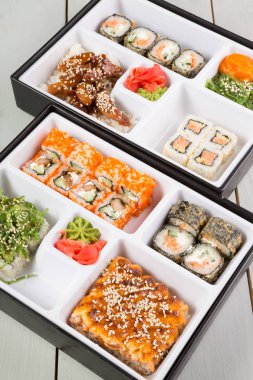 Bento öğle yemeği kutusu