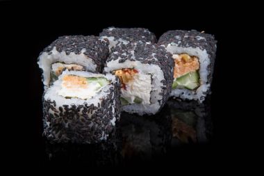 Japon deniz ürünleri rulo