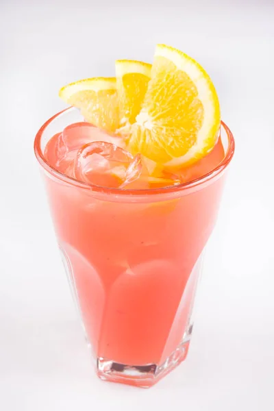 Limonádé üveg fehér háttér — Stock Fotó