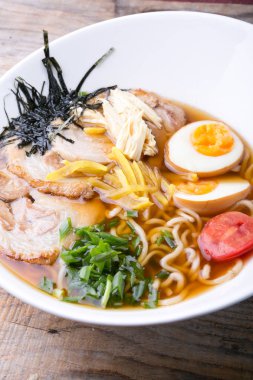 Japon ramen çorbası